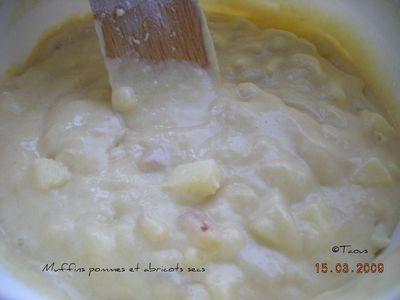 Muffins pommes et abricots secs Muffins pommes et abricots secs