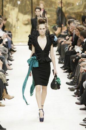 Défilé... regardez! vuitton_rf9_0077_reference