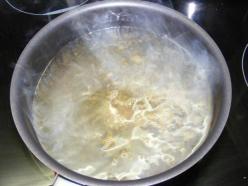 Lasagnes aux poireaux et deux saumons. Lasagnes aux poireaux et deux saumons.