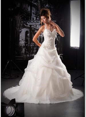 Le printemps! et les mariées!