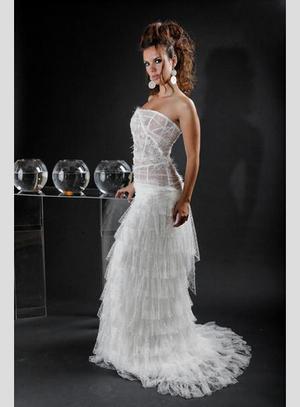 Le printemps! et les mariées!