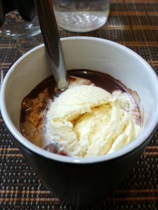 p10706421 le chocolat aztèque et sa boule de glace vanille