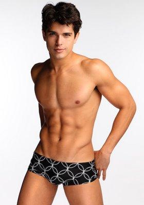 nouveaux-maillots-bain-n2n-presentes-edilson--L-3.jpeg