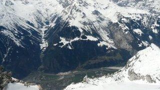 Ski de randonnée dans les Alpes suisses...