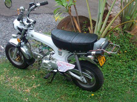 CARTER de protection de chaîne SANY0632