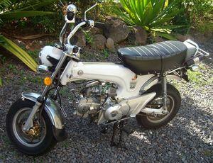 CARTER de protection de chaîne SANY0658