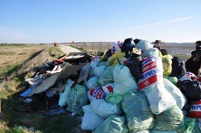 Initiatives Océanes - Nous avons réhabilité 1,5 km de littoral Initiatives Océanes Nous avons réhabilité littoral