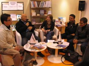 Le 14 Mars 2009 : les écrivains mauriciens présents au Salon du Livre.