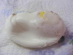 Oeuf poché sur lit gourmand de mâche. Oeuf poché sur lit gourmand de mâche.