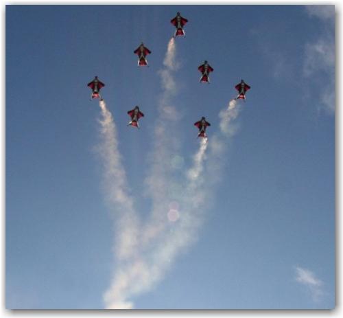 red_arrow_4 red_arrow_4