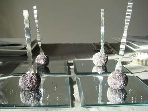 Le ciel est bleu, la table est grise! DSC08617