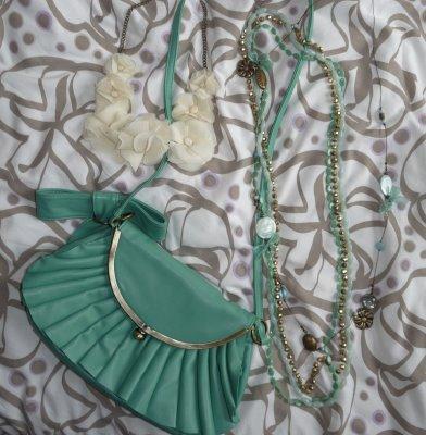 Dans le dressing de Deline. Dans dressing Deline