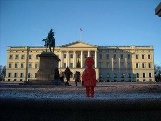 Dans le dressing de Deline. Dans dressing Deline