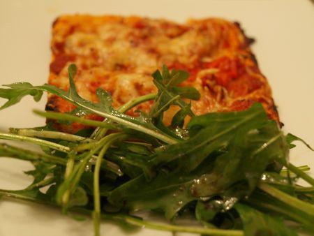 Une pizza faite en 2 minutes P3211128