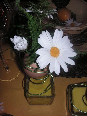 Table Pâques jaune-brune PICT0043_0002