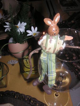 Table Pâques jaune-brune PICT0004_0006