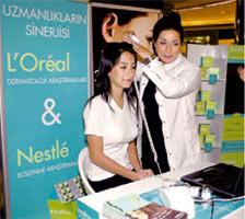 Nestlé + L'Oréal + mangerbouger.fr = Laboratoires Inneov. Alicaments ou Cosmeto-food?