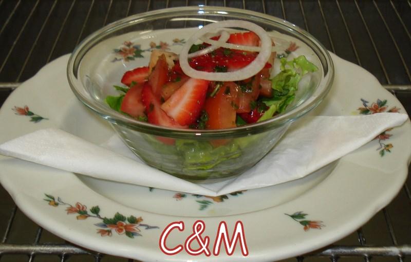 Salade de tomate, fraise, basilic