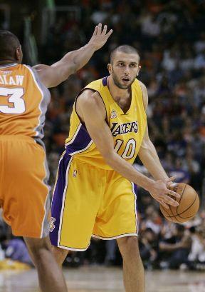 Preview: 31.03.09 Lakers @ Bobcats