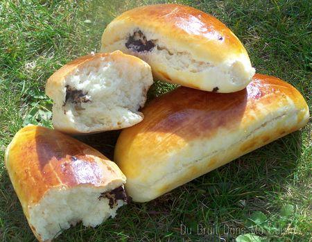 Petits pains à la crème & pépites de chocolat Petits_pains___la_cr_me___p_pites_de_chocolat