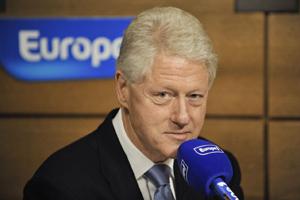 Bill Clinton, invité de Jean-Pierre Elkabbach sur Europe 1