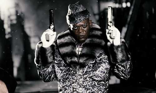 THE SPIRIT perd ses plumes THE SPIRIT perd ses plumes