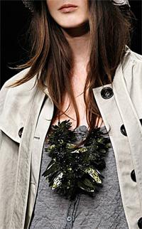 Bijoux printemps-été 2009: adoptez style «Garden Girl» Burberry