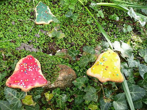 Biscuits de Pâques à chasser dans le jardin... Biscuits de Pâques à chasser dans le jardin...