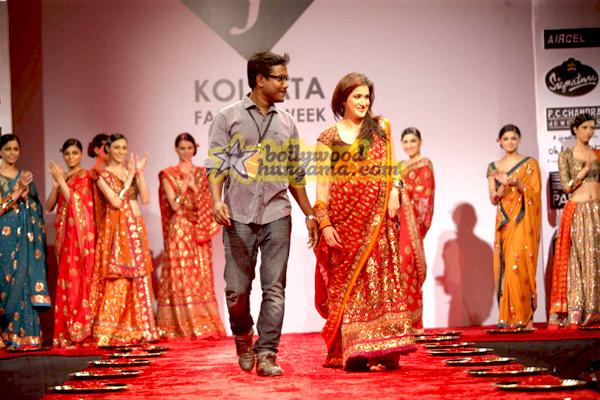 Bipasha and Minissha walk at Kolkatta Fashion Week 2009, Soumita Mondal, Sagarika Ghatge Les stars défilent au Kolkatta Fashion Week 2009