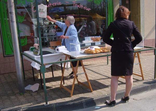 Attaquons Pâques... medium_S6004158.JPG