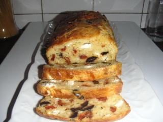 Cake poulet, tomates séchées et olives Photobucket