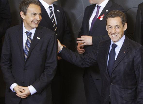 sarko-tout-sourire-crispe-avec-zapatero.1240115913.jpg