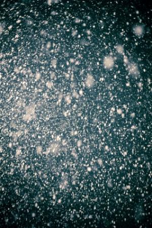 En images : ces rouleaux de neige seraient-ils l'oeuvre d'extraterrestres ? Neige (illustration)