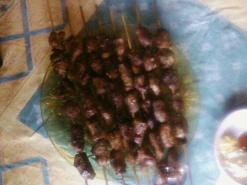 Brochettes et poivrons farcis +..balade.... Brochettes et poivrons farcis +..balade....