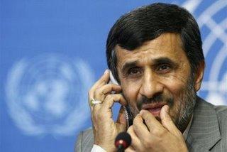 Le comble: Le Vatican accuse Ahmadinejad d'extrémisme