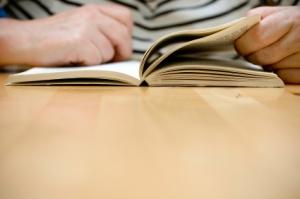 Un livre rendu à la bibliothèque avec 110 ans de retard Livre (image d'illustration)
