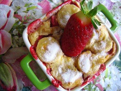 Clafoutis fraises-bananes!!! Clafoutis fraises-bananes!!!