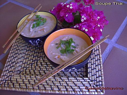 Soupe Thaïe de poulet coco à ma façon......!