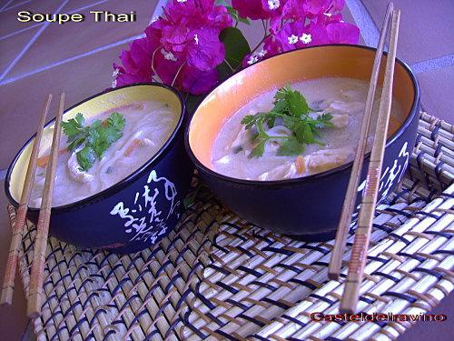 Soupe Thaïe de poulet coco à ma façon......!