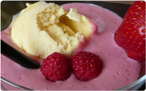 Fraises lactées, glace au citron vert et wasabi