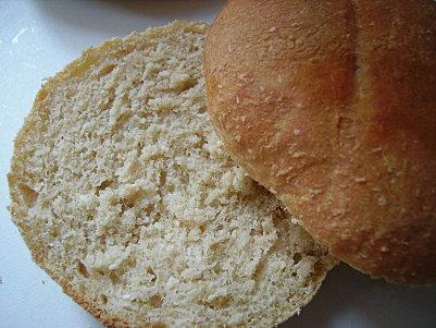 PAINS AU KAMUT ET NOIX DE COCO PAINS AU KAMUT ET NOIX DE COCO