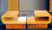 brush-table-and-stools-04 brush-table-and-stools-04