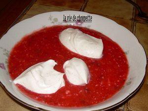 Soupe de fraises au pesto 013
