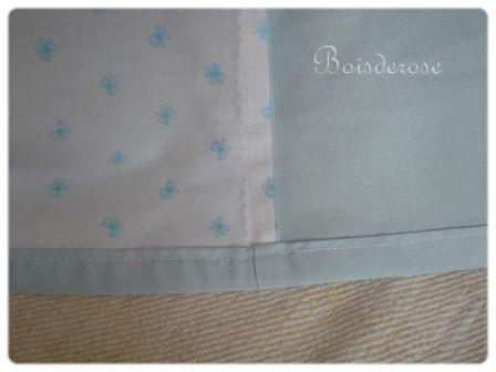 En cours : lin bleu ciel et coton blanc petites fleurs bleues