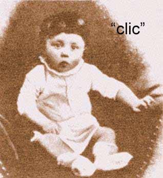 Le lilas pouvait fleurir bebehitler12409338211.1240947436.jpg