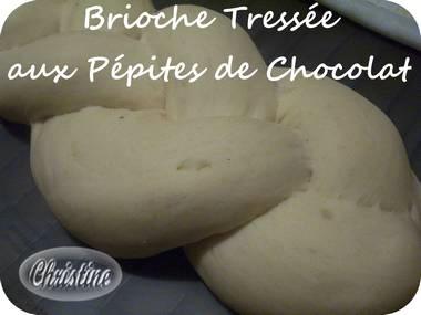 ~~ Brioche tressée aux pépites de chocolat (sans oeuf pour les allergiques) ~~ ~~ Brioche tressée aux pépites de chocolat (sans oeuf pour les allergiques) ~~