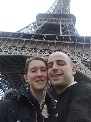 Nous au pieds de la Tours Eiffel !!!