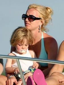 Britney Spears : une tournée avec ses fils en Europe