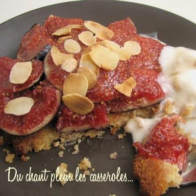 De l'aigre-doux au sucré-sucré : figues rôties au miel sur un sablé aux amandes et à l'huile d'olive, glace au lait d'amandes Sabl--s-aux-figues-r--ties.jpg