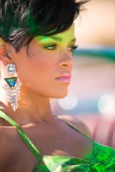 Exclu : des photos de Rihanna nue sur le net !!!